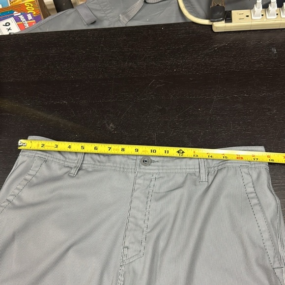 O’Neill hybrid, swim trunk flat front shorts subtle pinstripe gray 34 - Picture 15 of 15